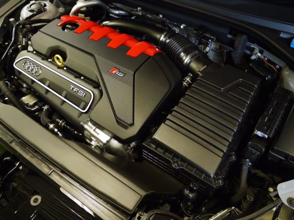 Audi RS3 Engine bay
